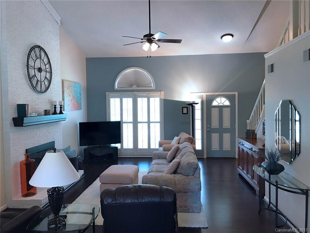 Steel Oaks - Residential