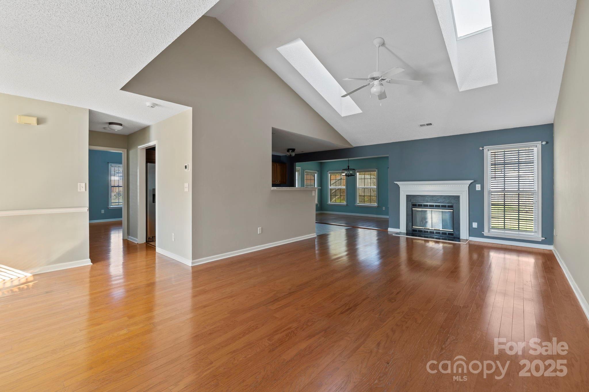 24 Meadow Pathway Drive