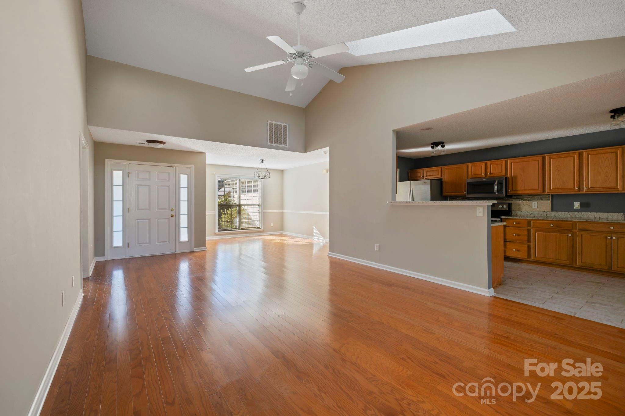 24 Meadow Pathway Drive