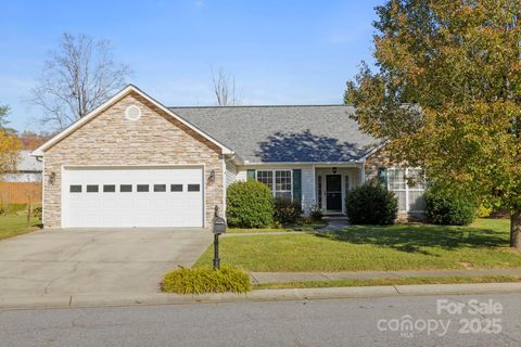 24 Meadow Pathway Drive Fletcher NC 28732