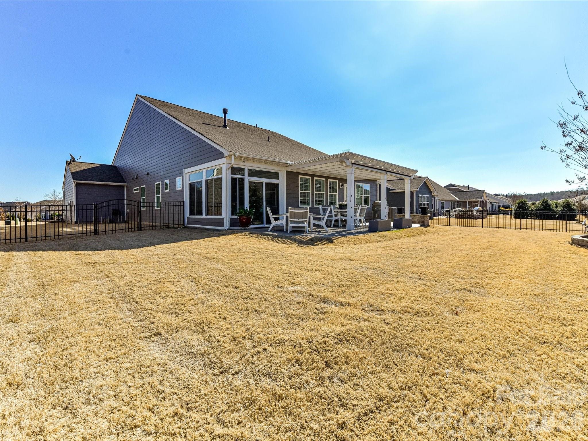 Tree Tops - Residential