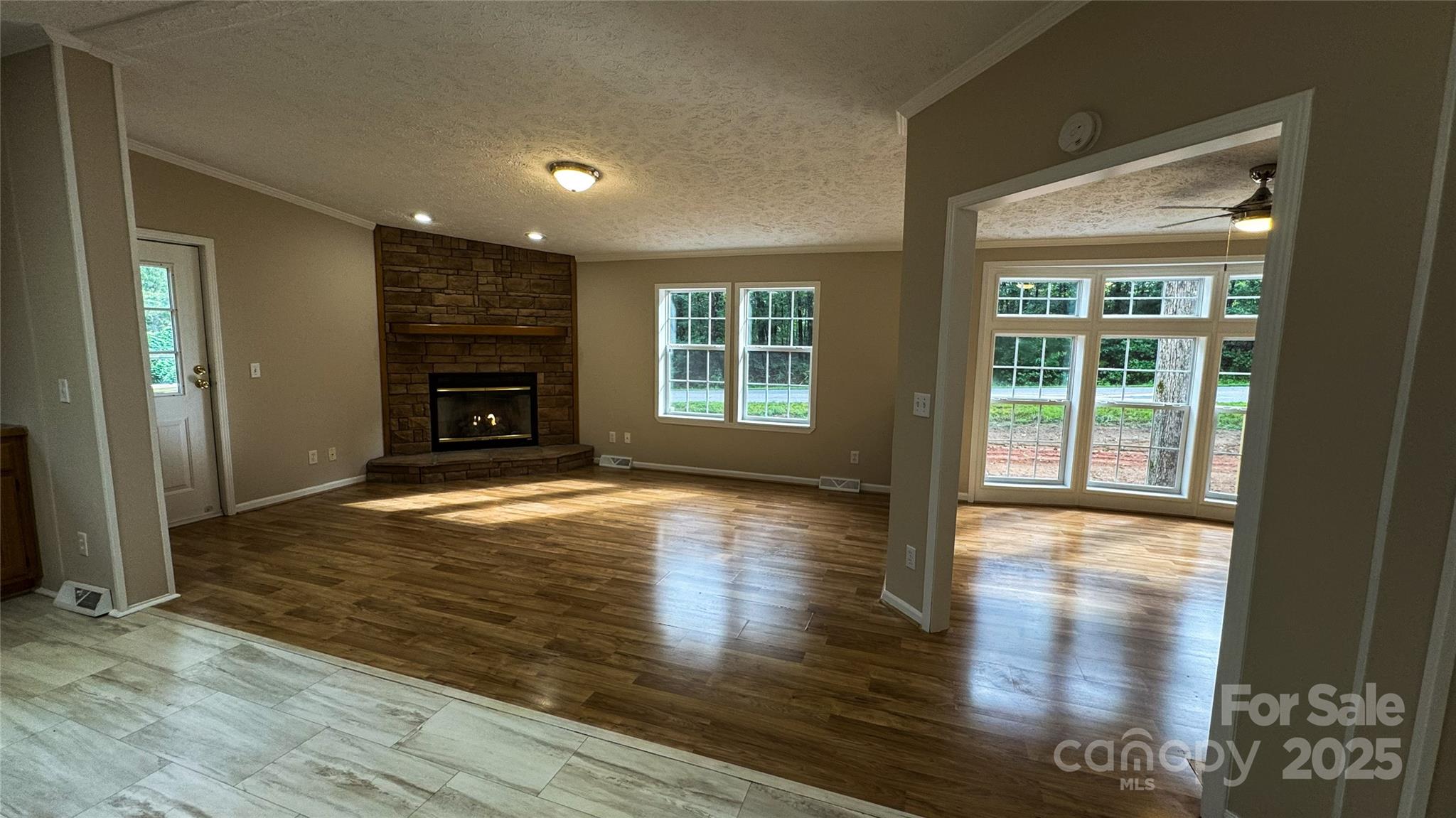 734 Hines Road
