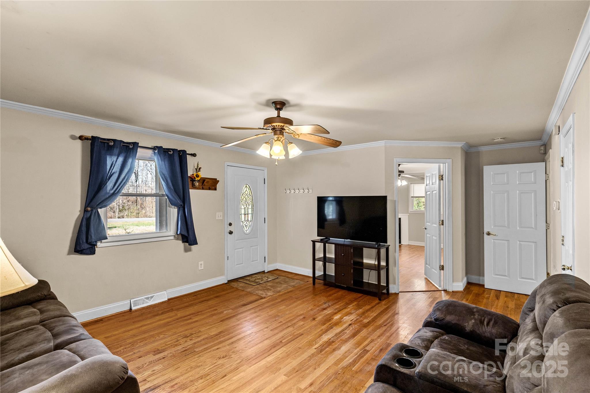 12795 Highway 55 Highway W