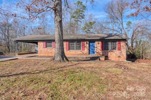 203 Seitz Drive Forest City NC 28043