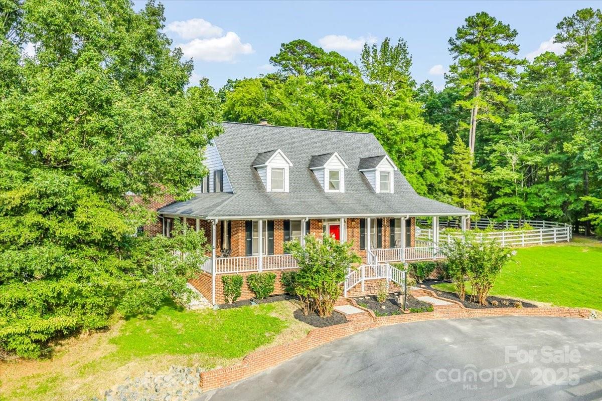 406 Duck Creek Lane