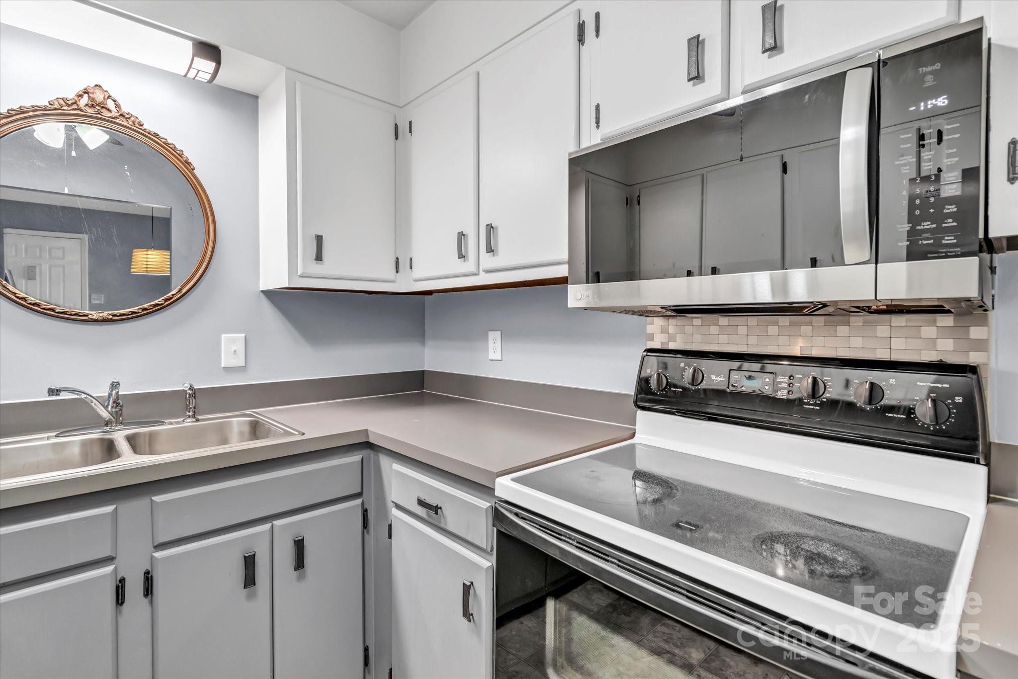 Carriage House - Residential