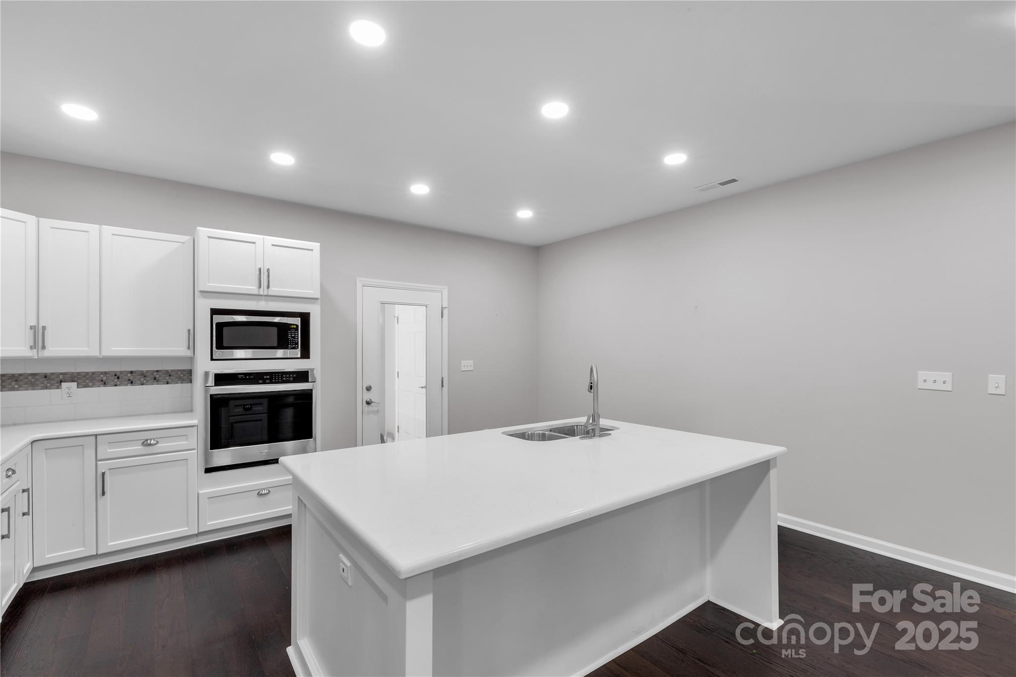 Edgewater - Residential