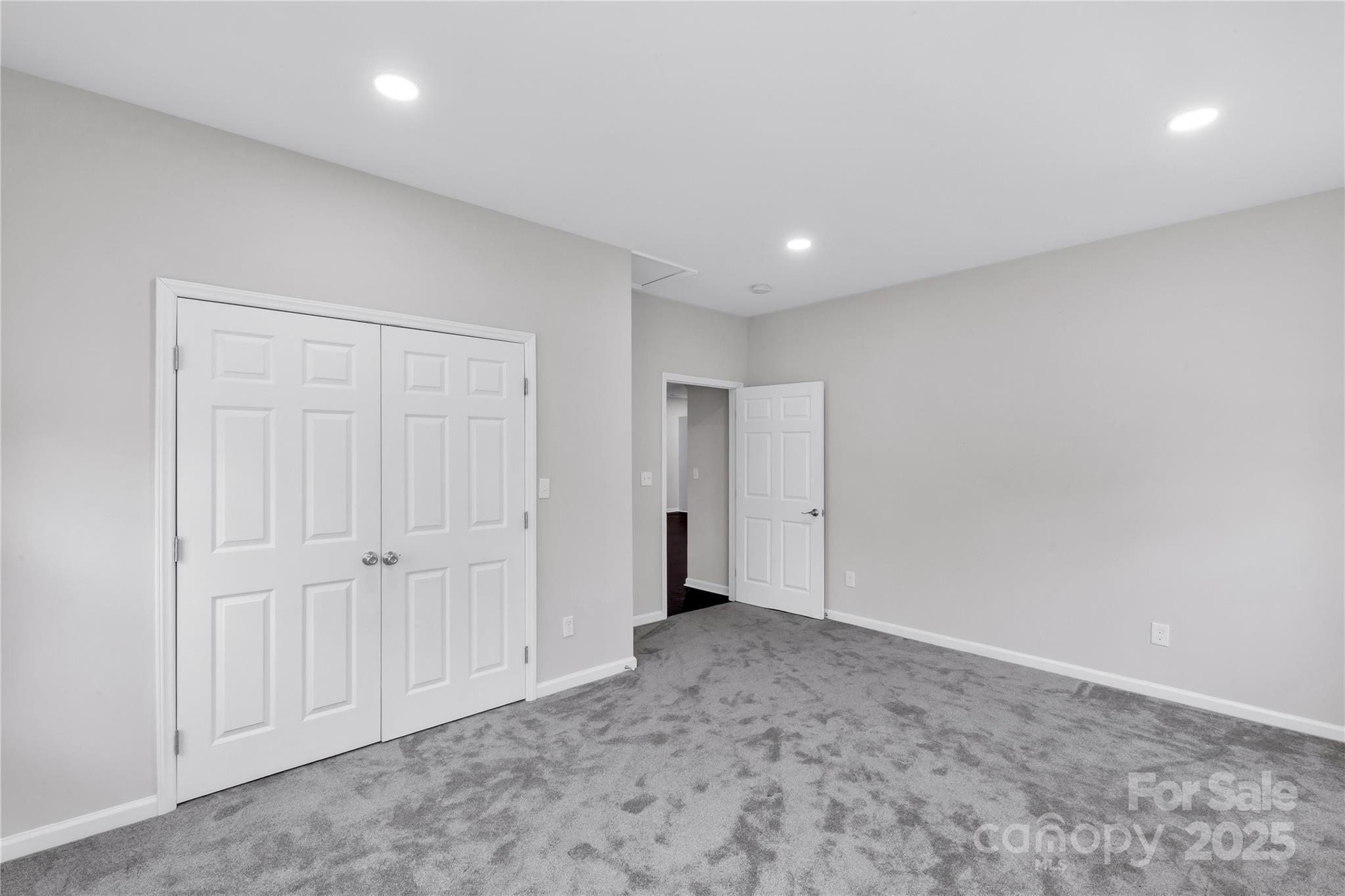 Edgewater - Residential