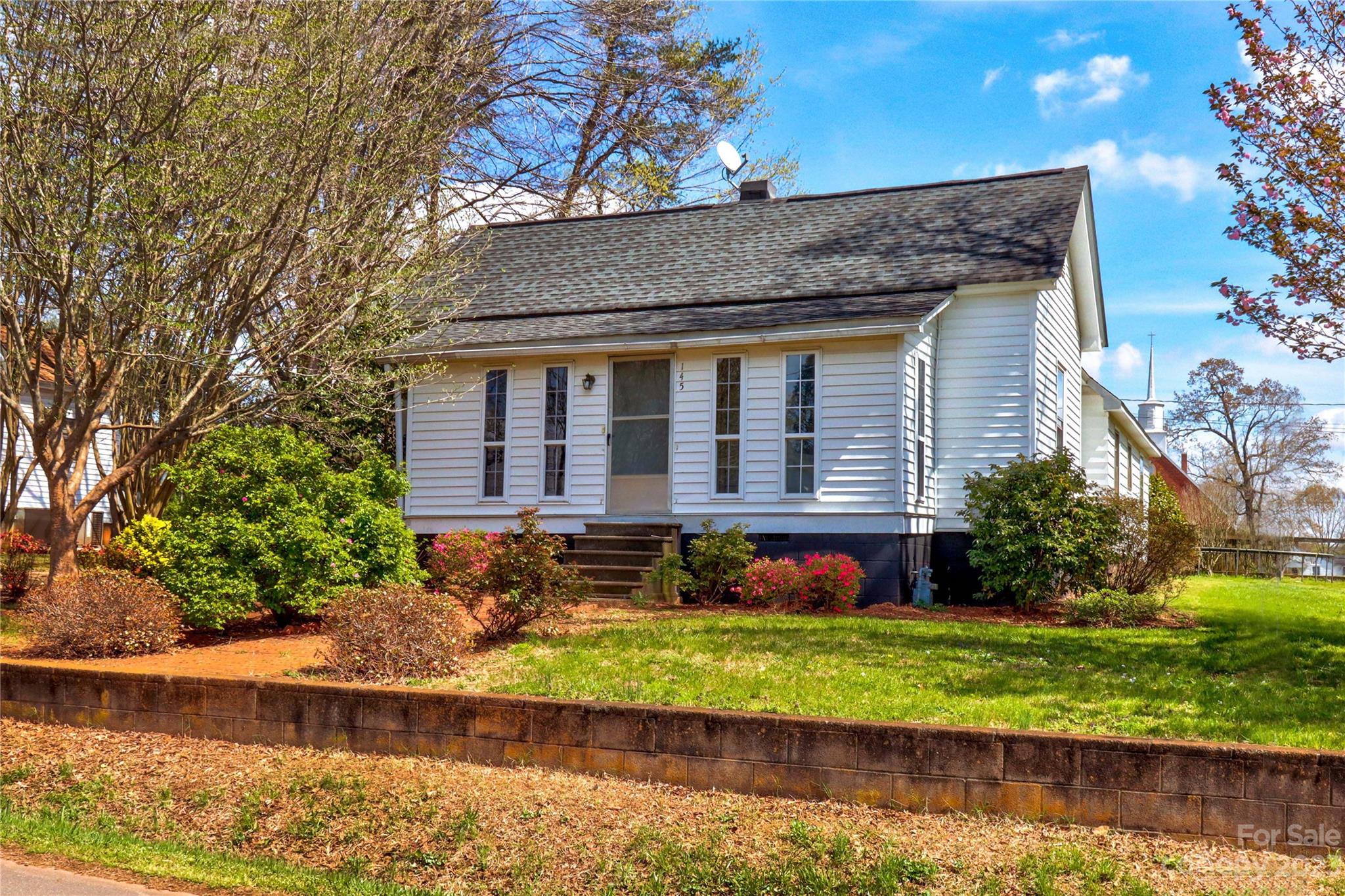 Photo 1 of 38 — 145 Duke Street, Cooleemee, NC 27014