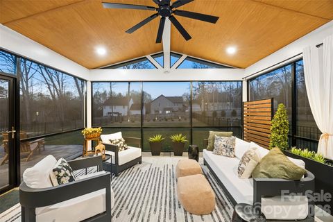 2723 Ritz Lane Matthews NC 28105