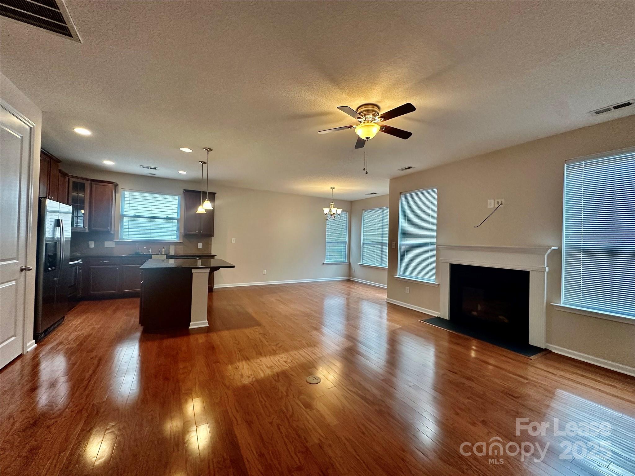 Hubbard Falls - Residential Lease