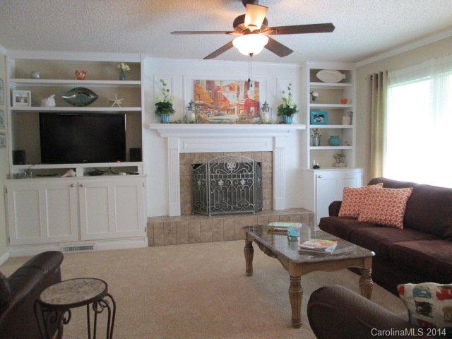 Country Club Hills - Residential