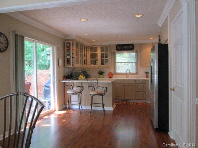 Country Club Hills - Residential