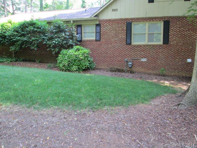 Country Club Hills - Residential