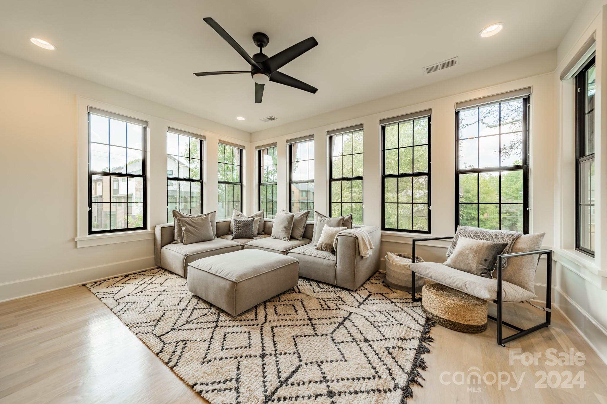 The Arts District - Residential