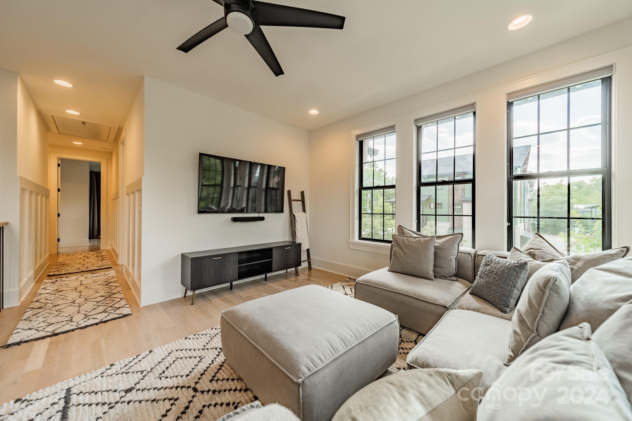 The Arts District - Residential