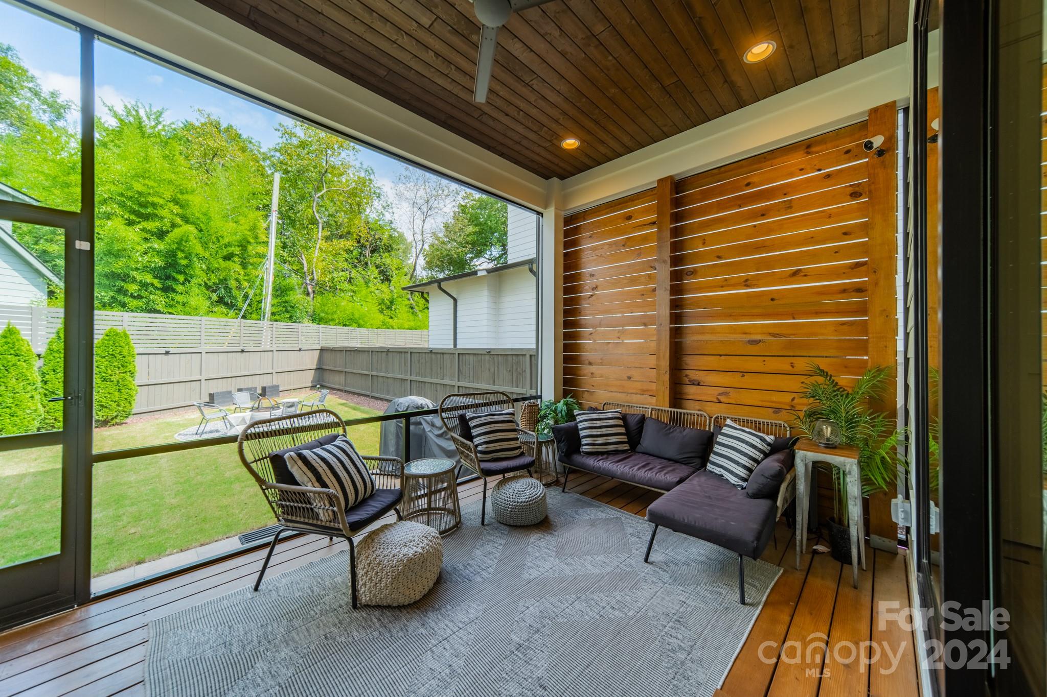 The Arts District - Residential