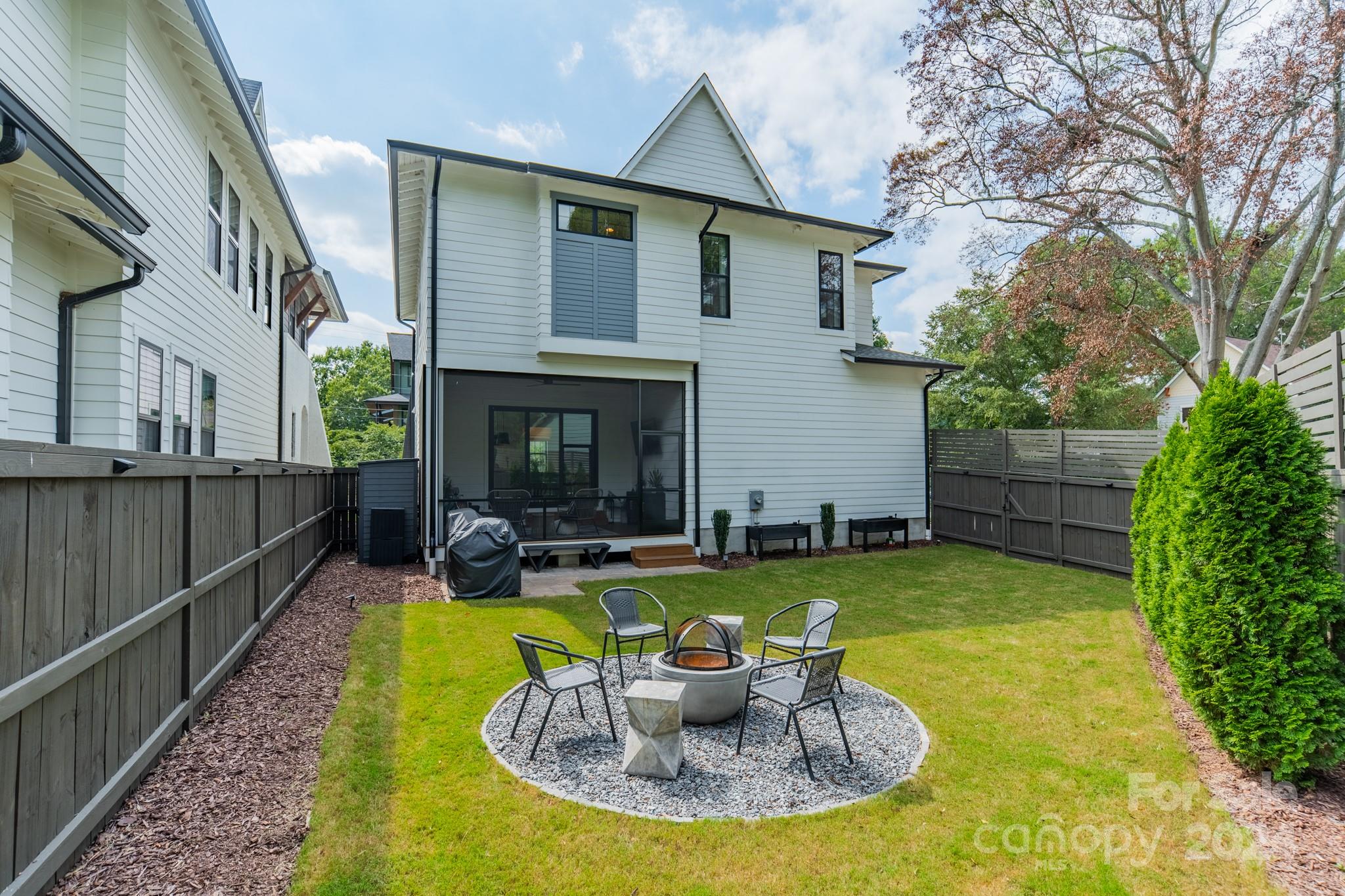 The Arts District - Residential