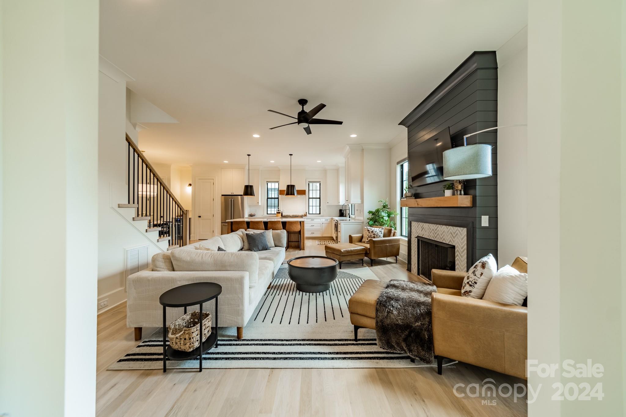 The Arts District - Residential