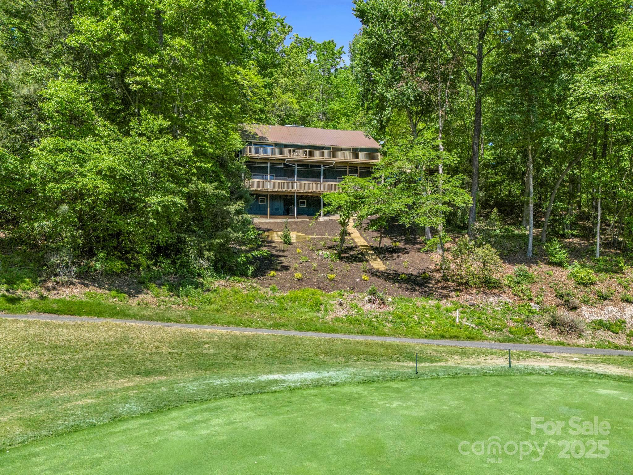 255 Gateway Drive