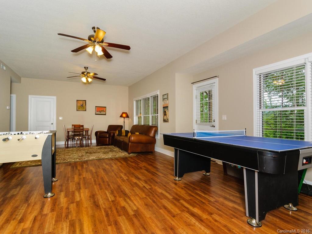 Vista At Bills Mountain - Residential