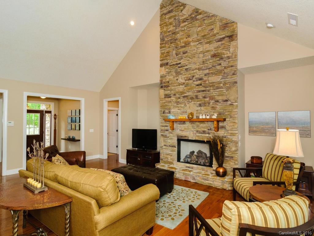 Vista At Bills Mountain - Residential