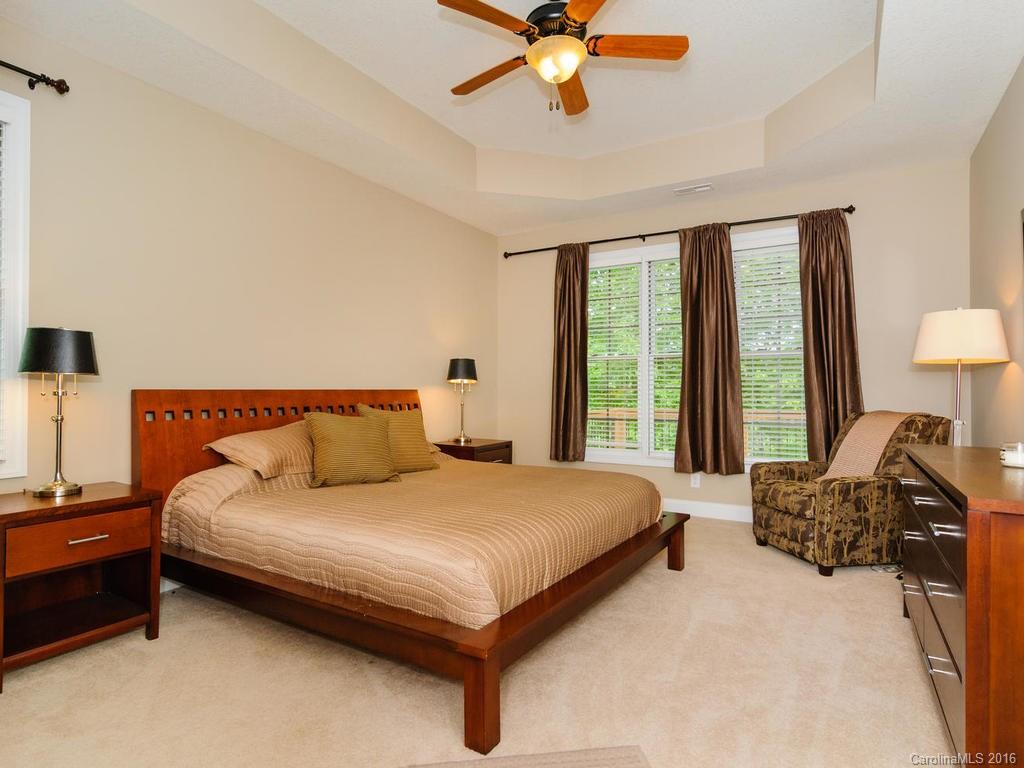 Vista At Bills Mountain - Residential