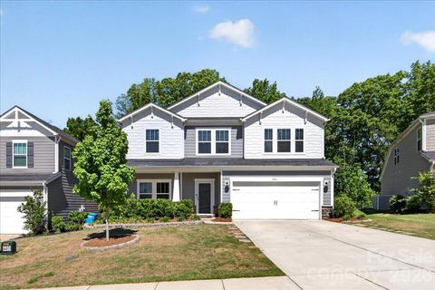 Photo of 1220 Gossamer Hill Drive, Belmont, NC 28012 (MLS # 4370944)