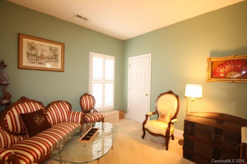 Willow Pond - Residential