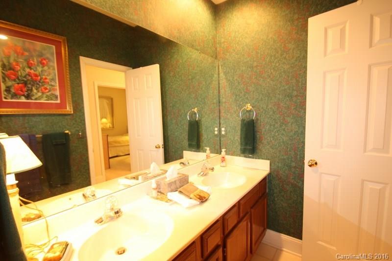 Willow Pond - Residential