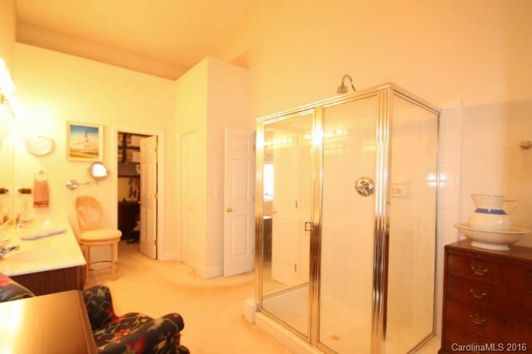 Willow Pond - Residential