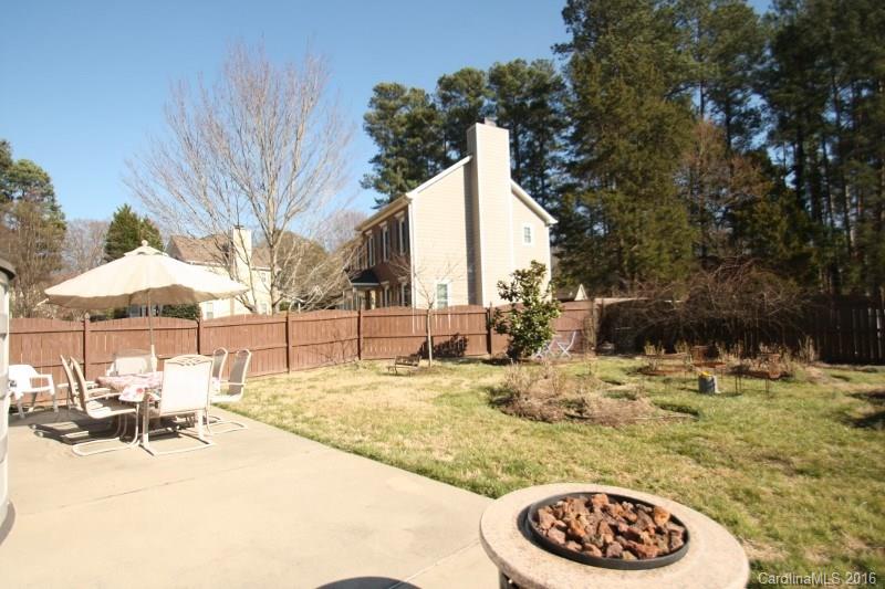 Willow Pond - Residential