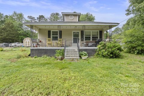 801 Woodlawn Street Belmont NC 28012