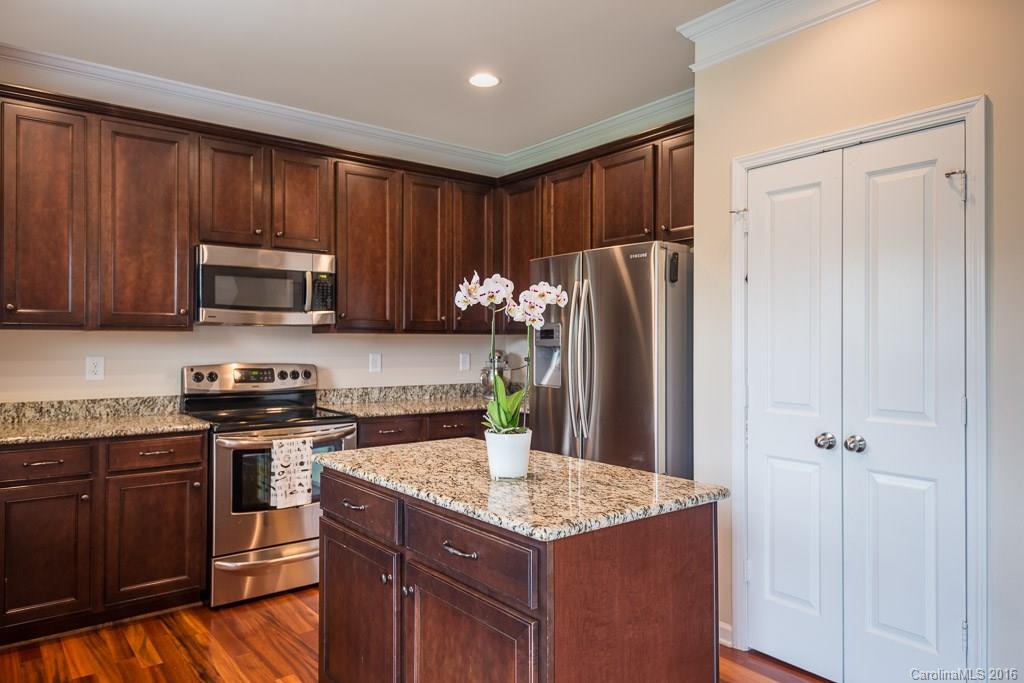 Almond Glen - Residential