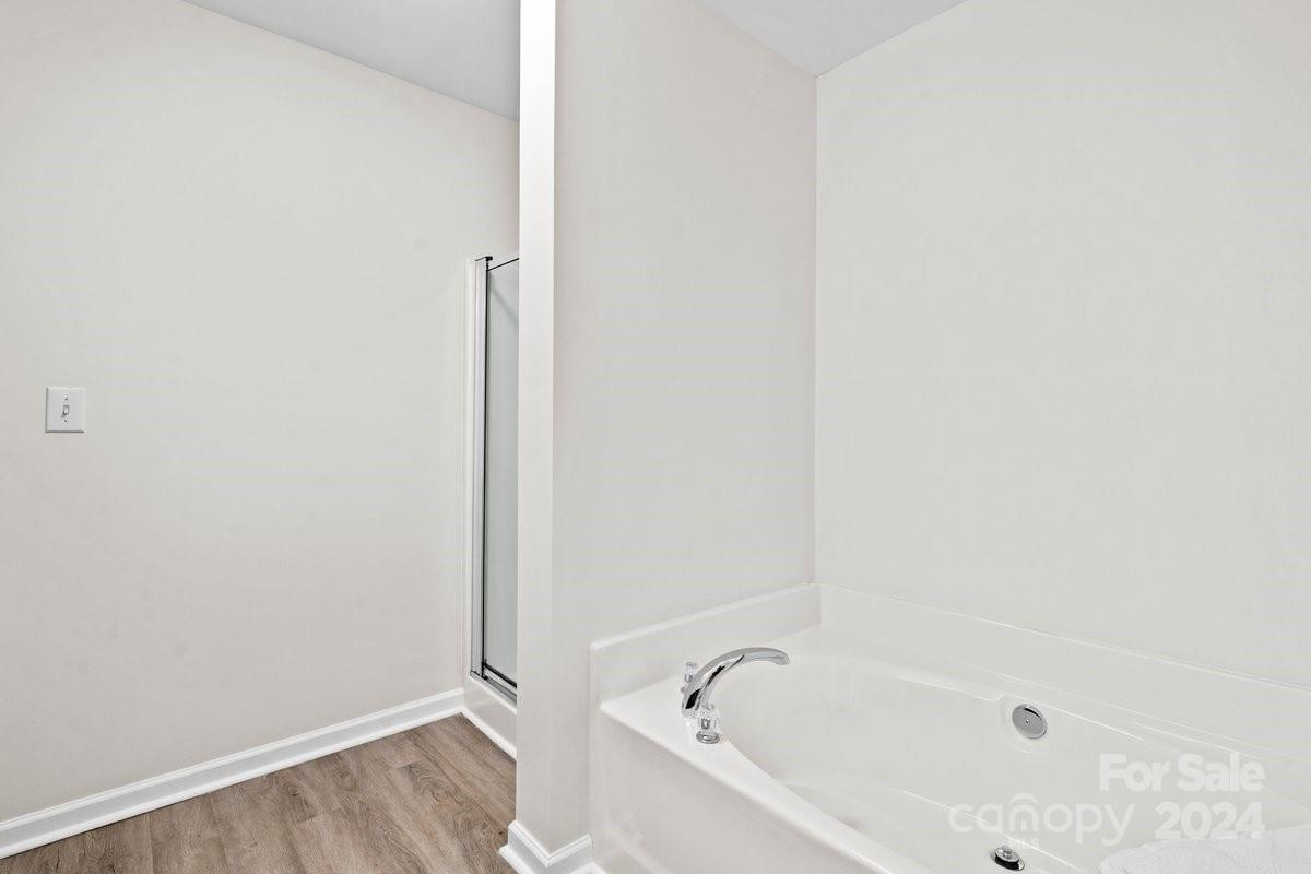 Abbotts Glen - Residential