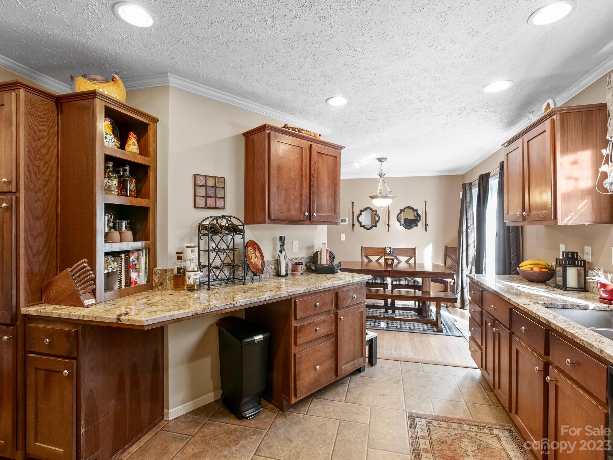 Mountain Vista At Luther Cove - Residential