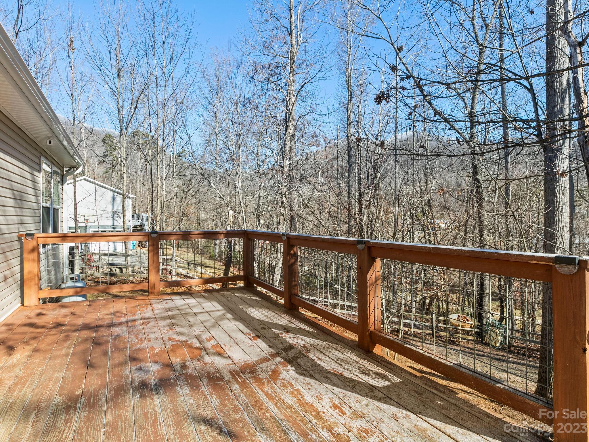 Mountain Vista At Luther Cove - Residential