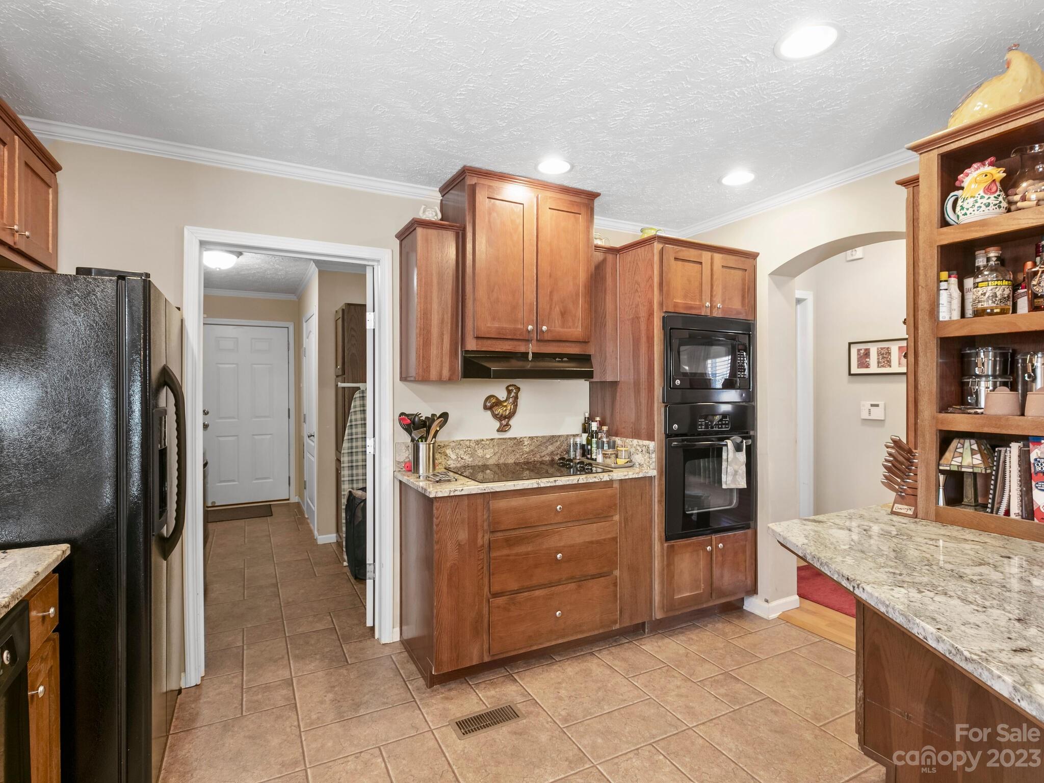 Mountain Vista At Luther Cove - Residential