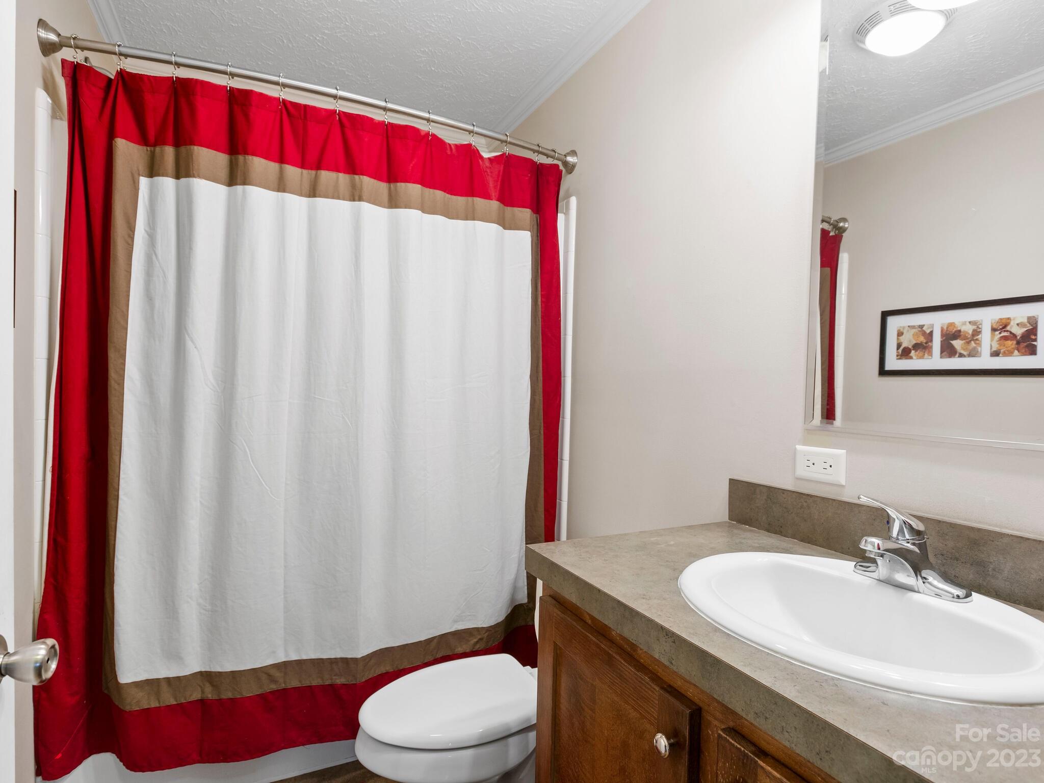 Mountain Vista At Luther Cove - Residential