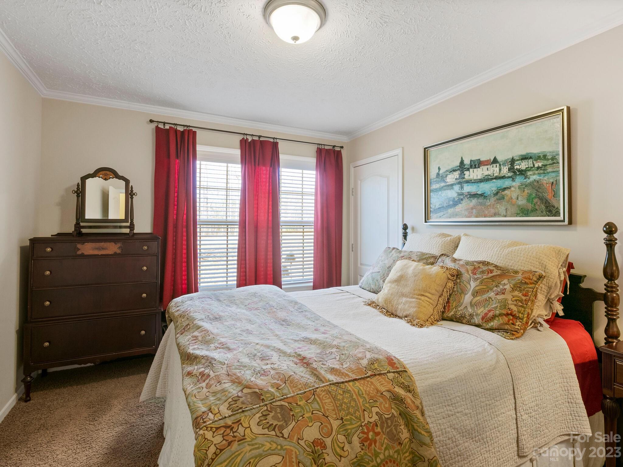 Mountain Vista At Luther Cove - Residential