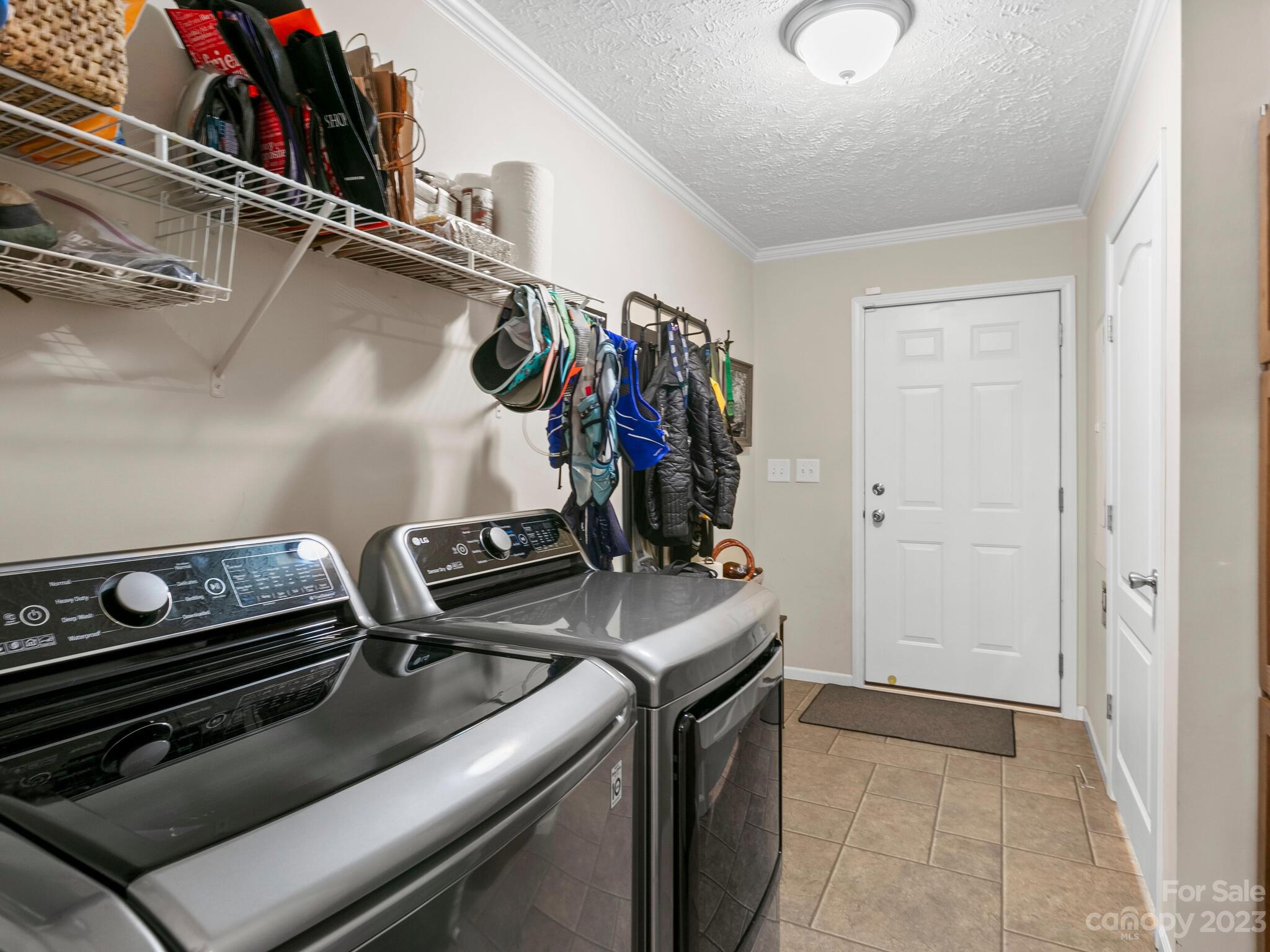 Mountain Vista At Luther Cove - Residential