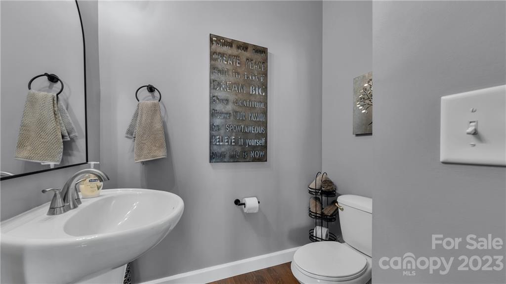 Almond Glen - Residential