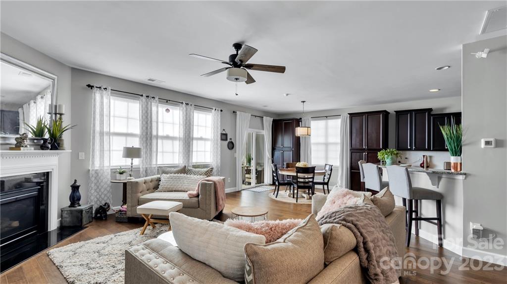 Almond Glen - Residential