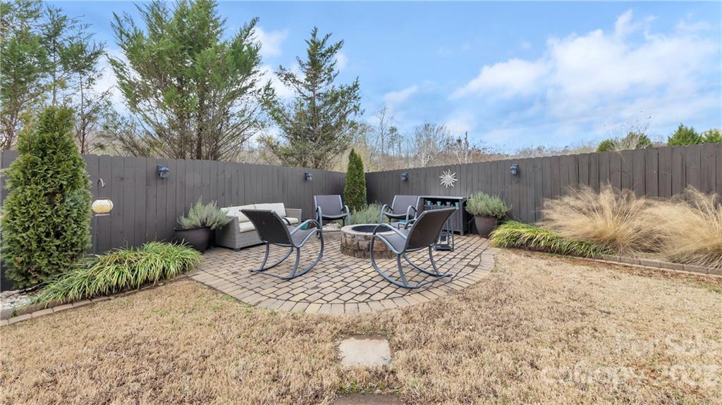 Almond Glen - Residential