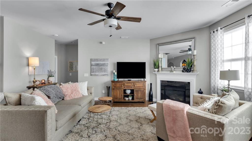 Almond Glen - Residential