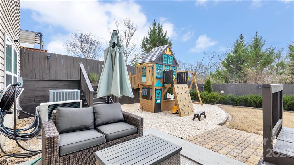 Almond Glen - Residential