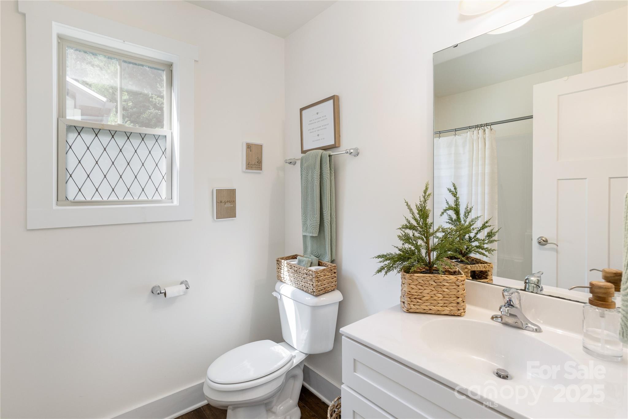 Sycamore Cottages - Residential