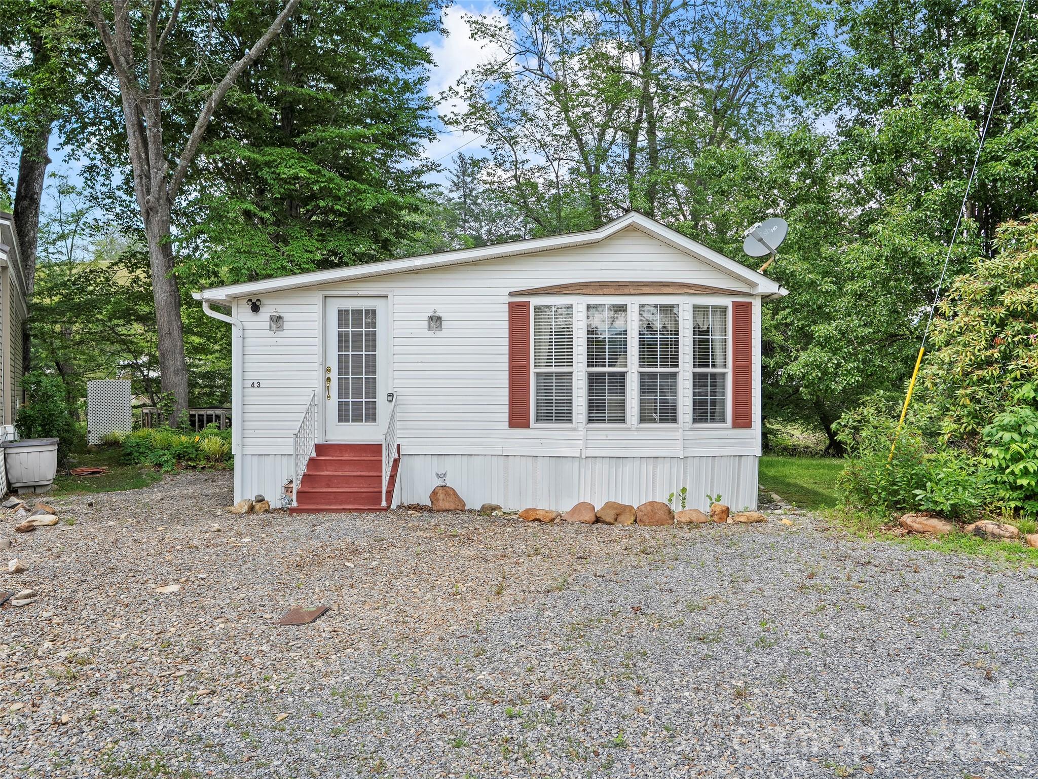 43 Pike Point