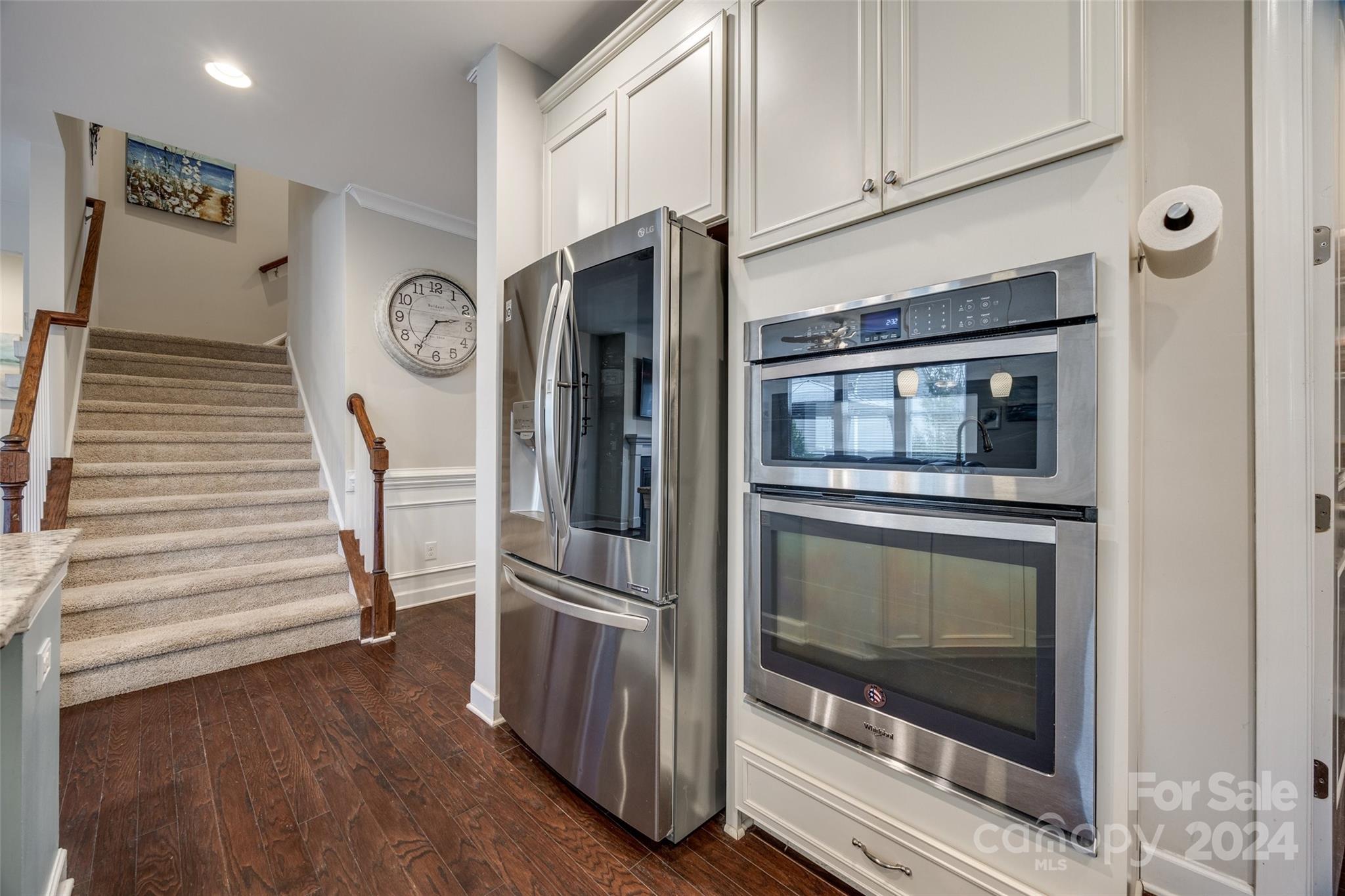 Lake Crest - Residential