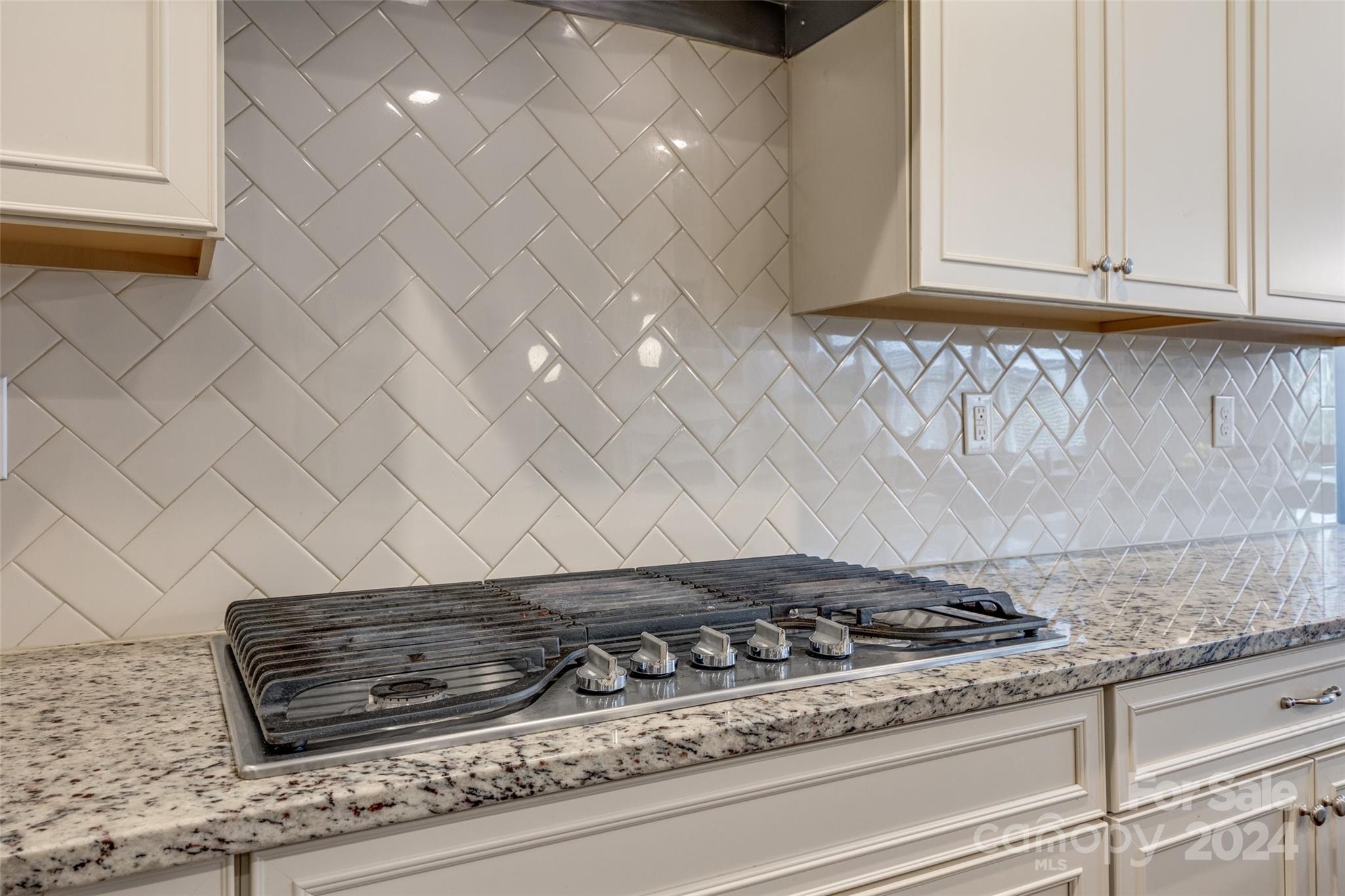 Lake Crest - Residential